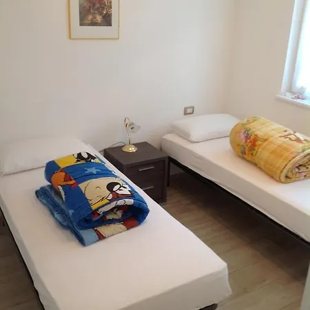 Villa In Val Di Fiemme Cavalese Room photo